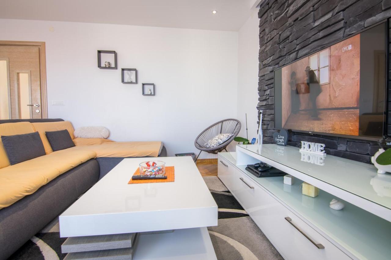 Apartman Petra Makarska Esterno foto