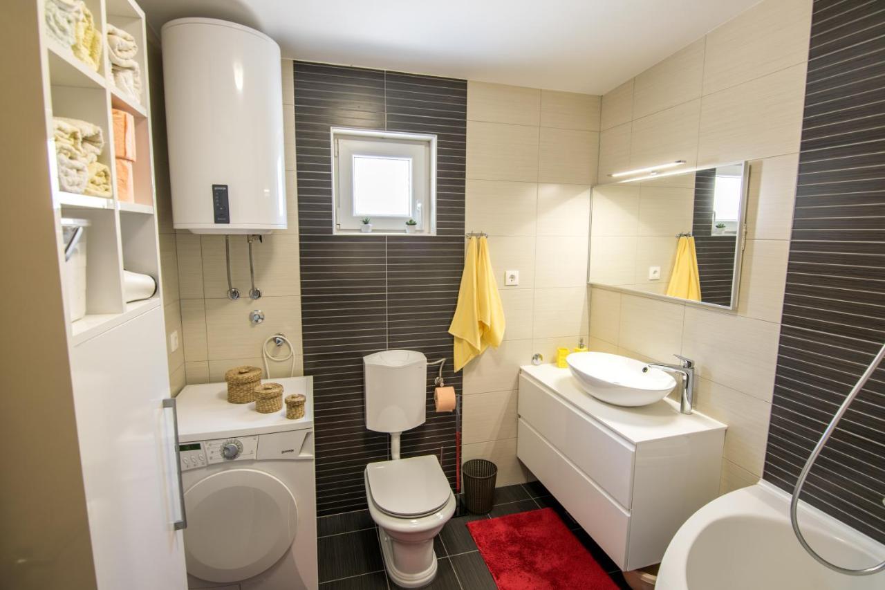 Apartman Petra Makarska Esterno foto